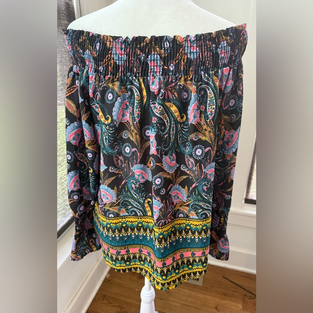 Evereve Allison Joy. Multicolor Boho Paisley Off the Shoulder Blouse. Small